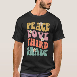 Camiseta Peace Love Third Grade Gnoovy Retro Vintage Back T