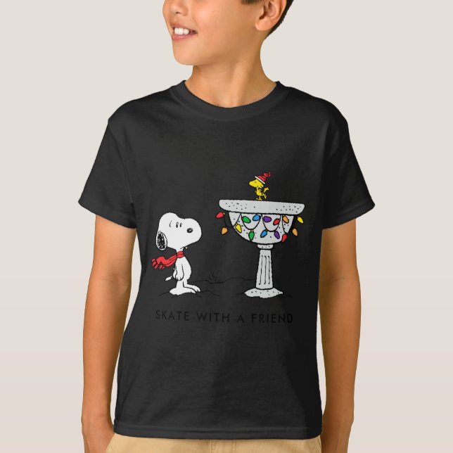 Camiseta Peanuts Decorated Bird Bath  (Frente)