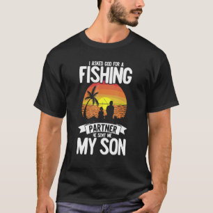 Camiseta Pedi a Deus um Parceiro de Pesca Ele Me Mandou Meu