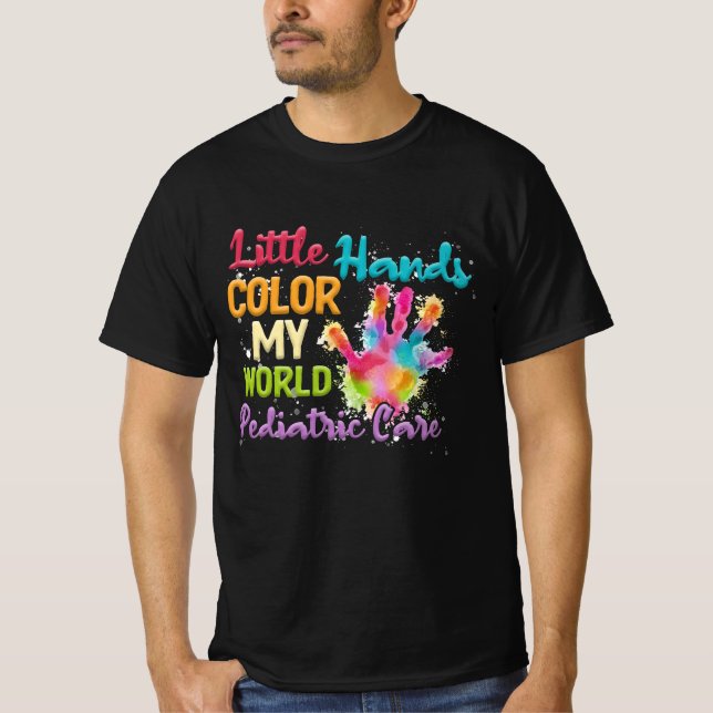 Camiseta Pediatria Cuidados Pequenos Cor Meu Mundo PEDS Nu (Frente)