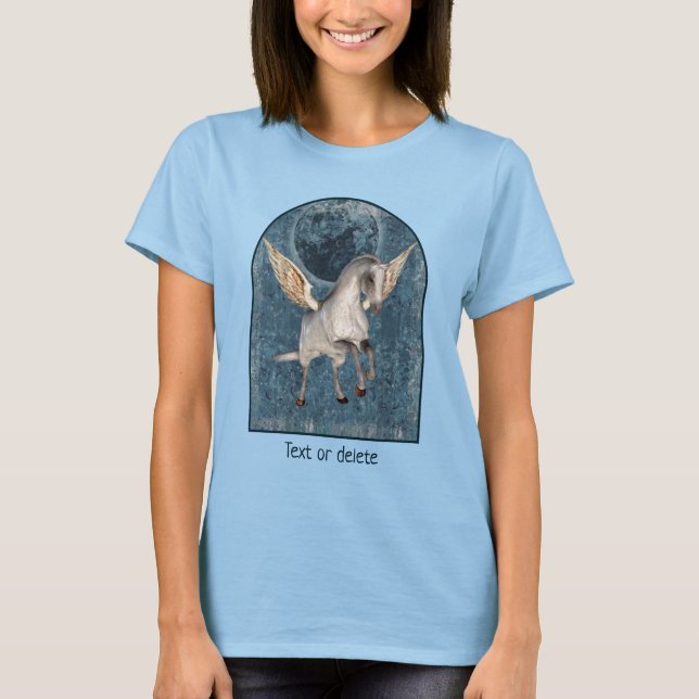 Camiseta Pégasus Voador Lua Azul Fantasia Arte de Cavalo   (Frente)