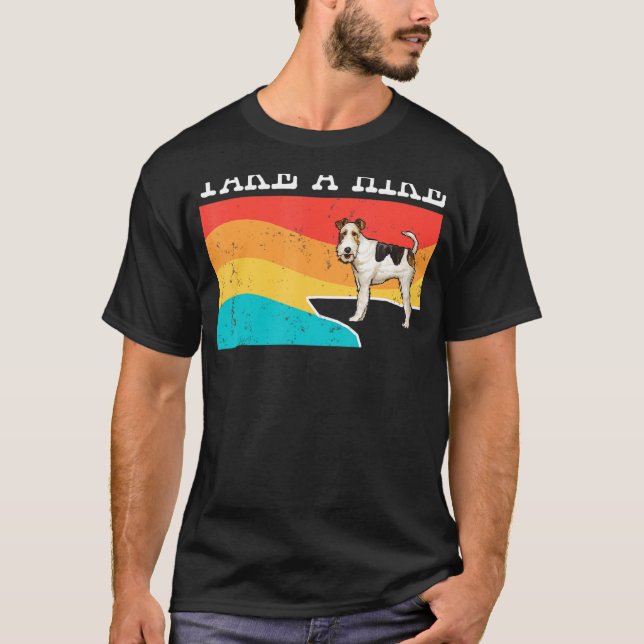 Camiseta Pegue Um Caminho De Fox Terrier Gráfico De Fox (Frente)