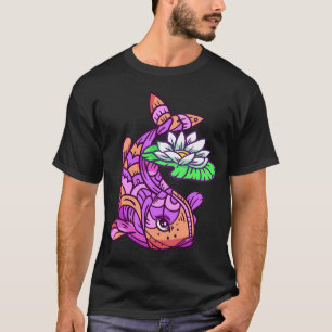 Camiseta Peixe colorido com lírio de água