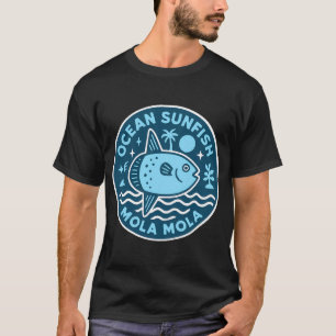 Camiseta Peixe Dourado Padrão de Água Azul Design