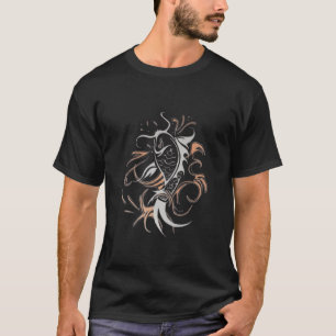 Camiseta Peixe Koi Escuro Arte Tribal Tinta Preto Dourado