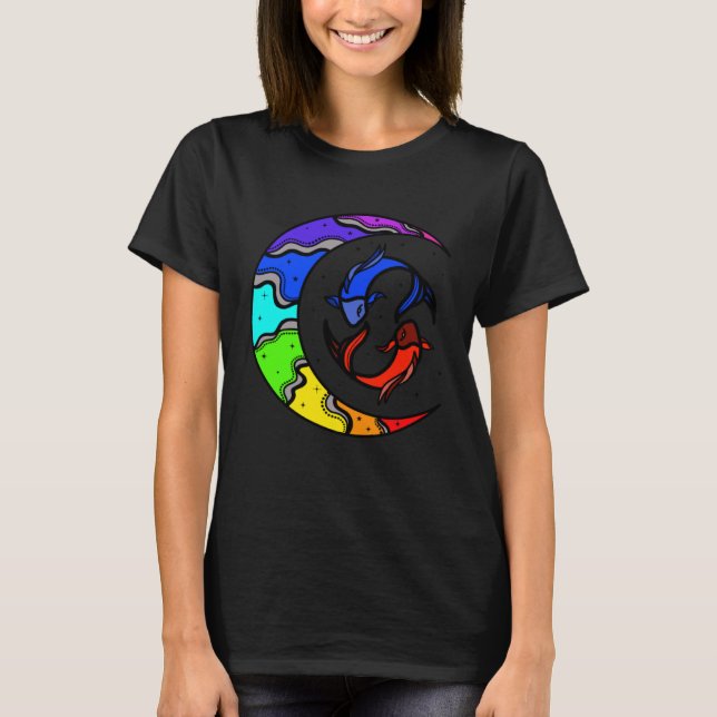 Camiseta Peixe Koi Japonês e Lua Crescente com Arco-Íris C (Frente)