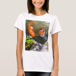 Camiseta Peixe Koi numa lagoa