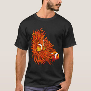 Camiseta Peixe-palhaço se aninhando com sua Anêmona