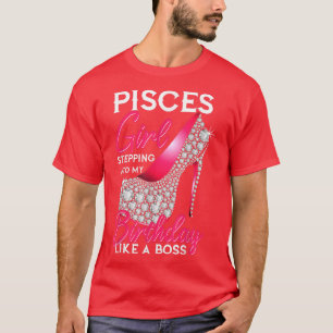 Camiseta Peixes Garota Passando No Meu Aniversário Como Um