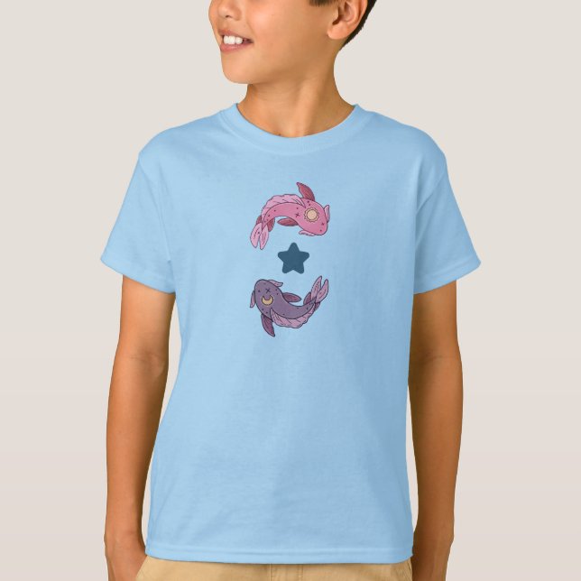 Camiseta Peixes Koi Sol e Lua | Arte Celestial de Peixes (Frente)