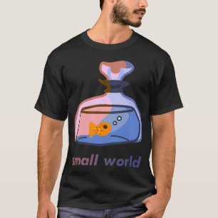 Camiseta Peixinho Dourado Small World em uma Bolsa