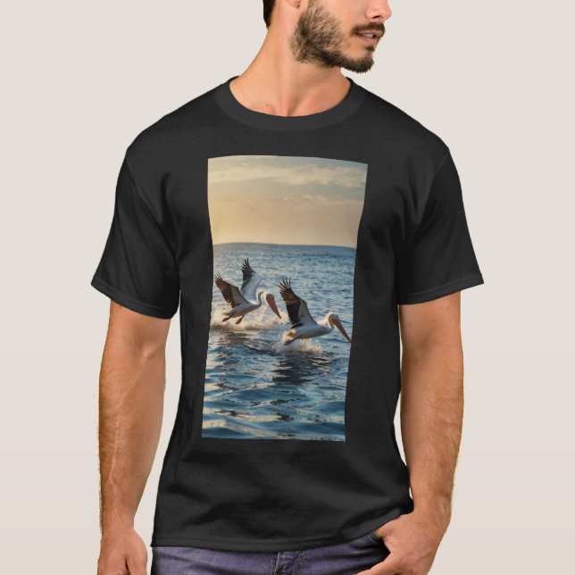 Camiseta Pelican Dive: Sinfonia da Natureza (Frente)