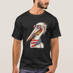 Camiseta Pelican Vestindo USA Flag Patriotic Sunglass 4th