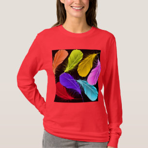 Camiseta Penas coloridas selvagens vívidas corajosas no
