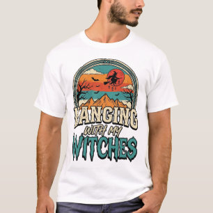 Camiseta Pendurado Com Meu Design Vintage de Halloween de B