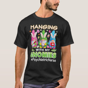 Camiseta Pendurado Com Minhas Gnomias Enfermeira Psiquiátri
