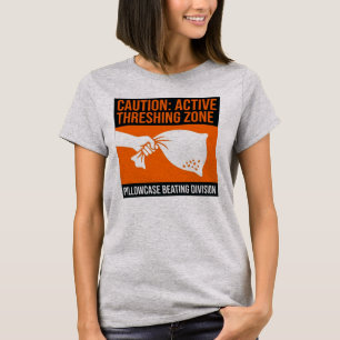 Camiseta Peneirando o Feijão Divertido Batendo a Fronha do