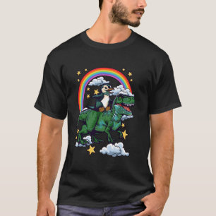 Camiseta Penguin Rides a Dinosaur Dino