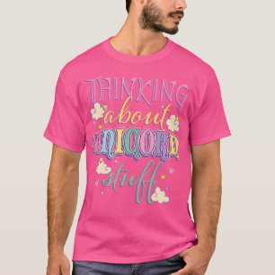 Camiseta Pensando em Coisas de Unicórnio Unicórnios Mitológ