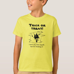 Camiseta Pensando em Doces ou Travessuras