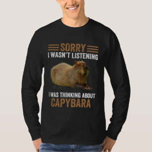 Camiseta Pensando Sobre Capivaras Animal Humor de Capivar