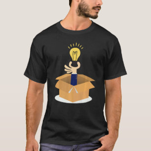 Camiseta Pense Fora Do Roupa De Negócios Da Caixa