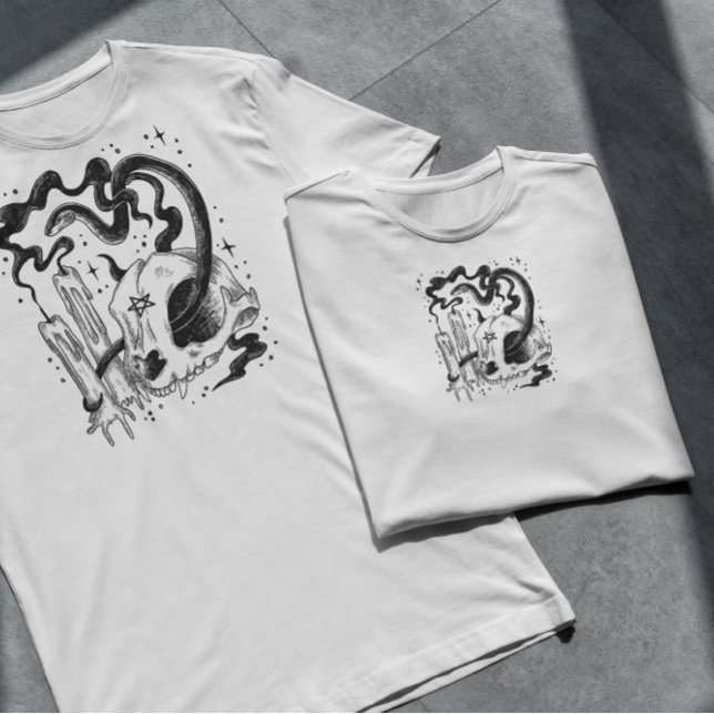 Camiseta Pentagrama Crânio E Cobra (Criador carregado)