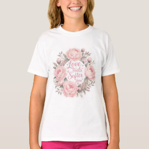 Camiseta Peony : O Amor Sente-se Mais Suave Aqui