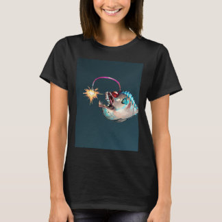 Camiseta Pequena fera selvagem. (Peixe-Pescador)