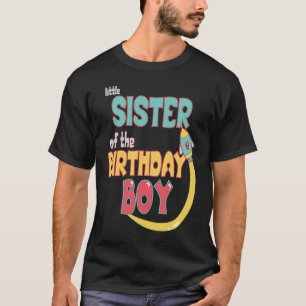 Camiseta Pequena Irmã Do Aniversário Da Foguete Espacial