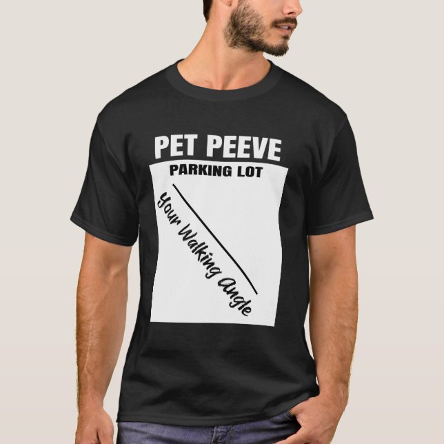 Camiseta Pequena mania engraçada Você andando em um ângulo  (Frente)