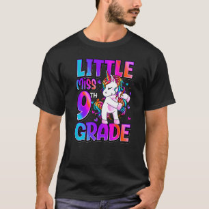 Camiseta Pequena Miss 9º Grau Unicórnio De Volta À Escola 9