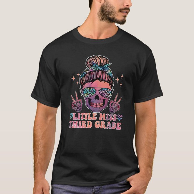 Camiseta Pequena Senhorita Esqueleto de 3º Grau Mensagem Bu (Frente)