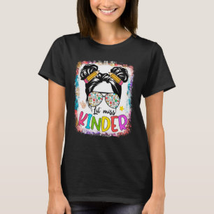 Camiseta Pequena Srta. Kindergarten Mensagem Bun Tie Dye De