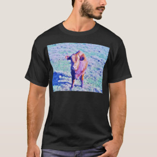 Camiseta Pequena Vaca Roxa na relva de pétala