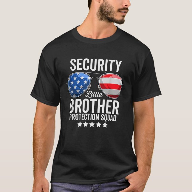 Camiseta Pequeno Esquadrão de Proteção Irmão Engraçado Gran (Frente)