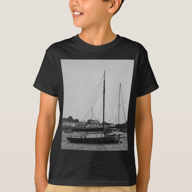 Camiseta Pequeno Iate Clássico (Frente)