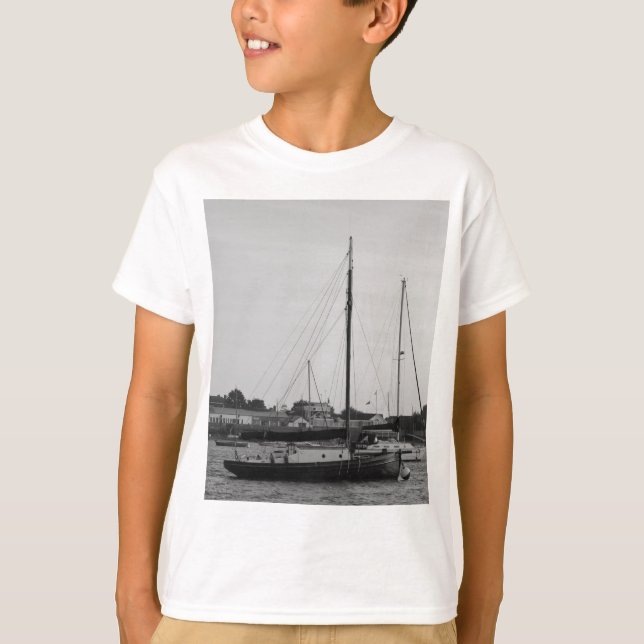 Camiseta Pequeno Iate Clássico (Frente)