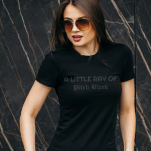 Camiseta Pequeno Raio de Víblias Brancas Negras