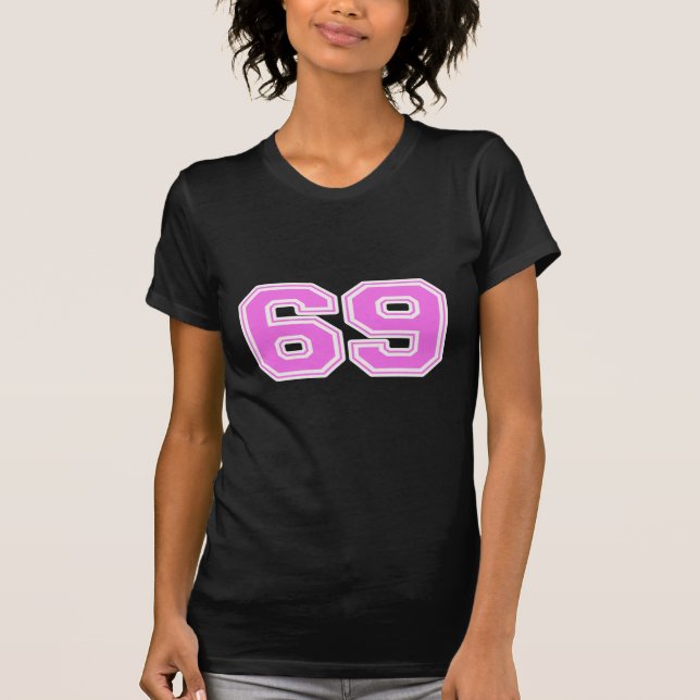 Camiseta pequeno rosa 69 (Frente)