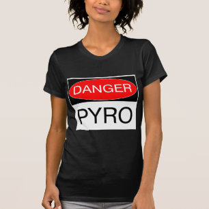 Camiseta Perigo - Saco De Tumg Pyro Funny Pyrotech