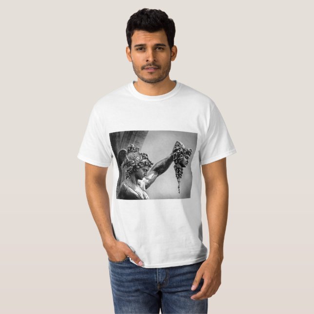 Camiseta Perseus com a cabeça do Medusa (Frente Completa)