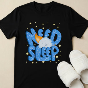Camiseta Personagem Nuvem Precisa Dormir Engraçado