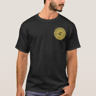 Camiseta Personalidades divididas Logotipo amarelo