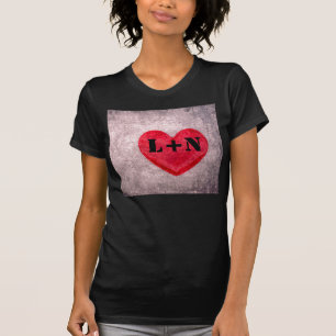 Camiseta Personalização do Monograma do Coração com Ondas
