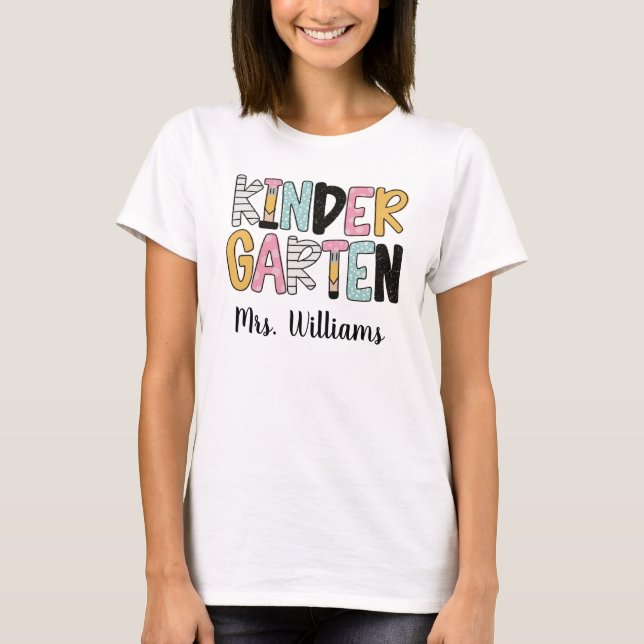 Camiseta Personalizada de Professora de Jardim de  (Frente)