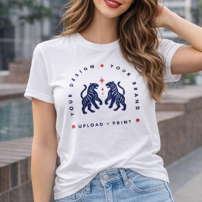 Camiseta Personalizada | Envie seu Design Personal (Upload your artwork and turn this t-shirt into custom merch, team workwear, or a stylish gift)