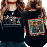 Camiseta Personalizado Qualquer Idade de Imagem Personaliza<br><div class="desc">Apresentando nossa T-Shirt Personalizada de qualquer época, personalizada, fotográfica de aniversário, onde a nostalgia clássica encontra o estilo personalizado! Volte no tempo com esta árvore inspirada na vintage, perfeita para qualquer celebração de aniversário de um marco. Quer seja um bash de 70, 80 ou 90, ou um marco como 21ruas,...</div>