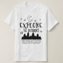 Camiseta personalizável "Aventura Espera"