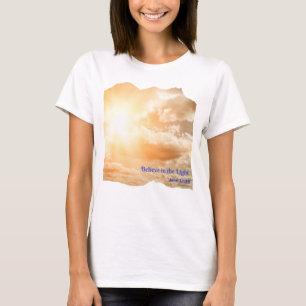Camiseta Personalize a crença à luz
